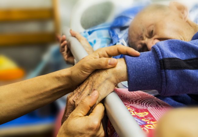 Domácí hospicová péče klade důraz na důstojné prožití závěru života nemocného